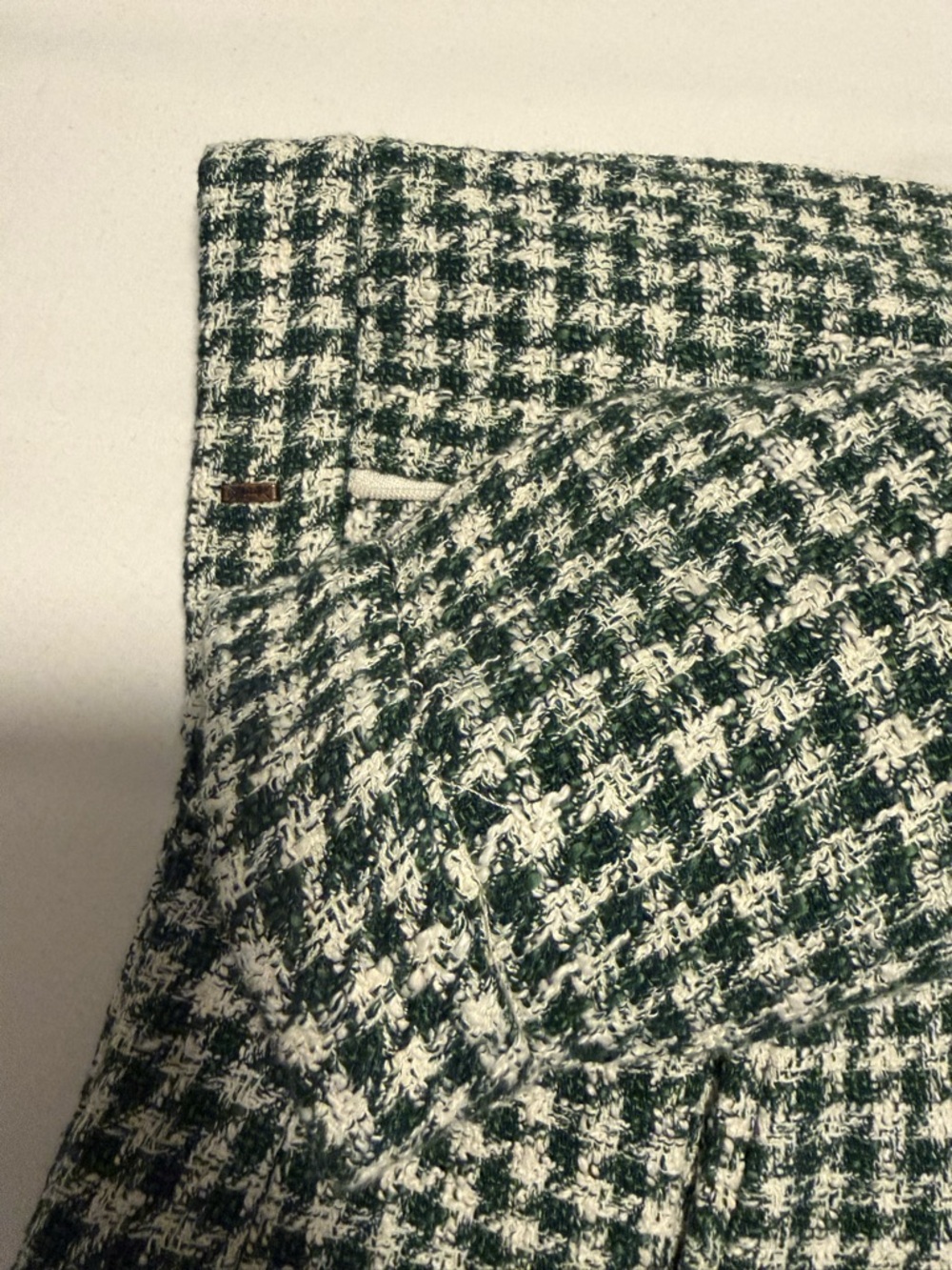 Green & Cream - Picture 6 of 16